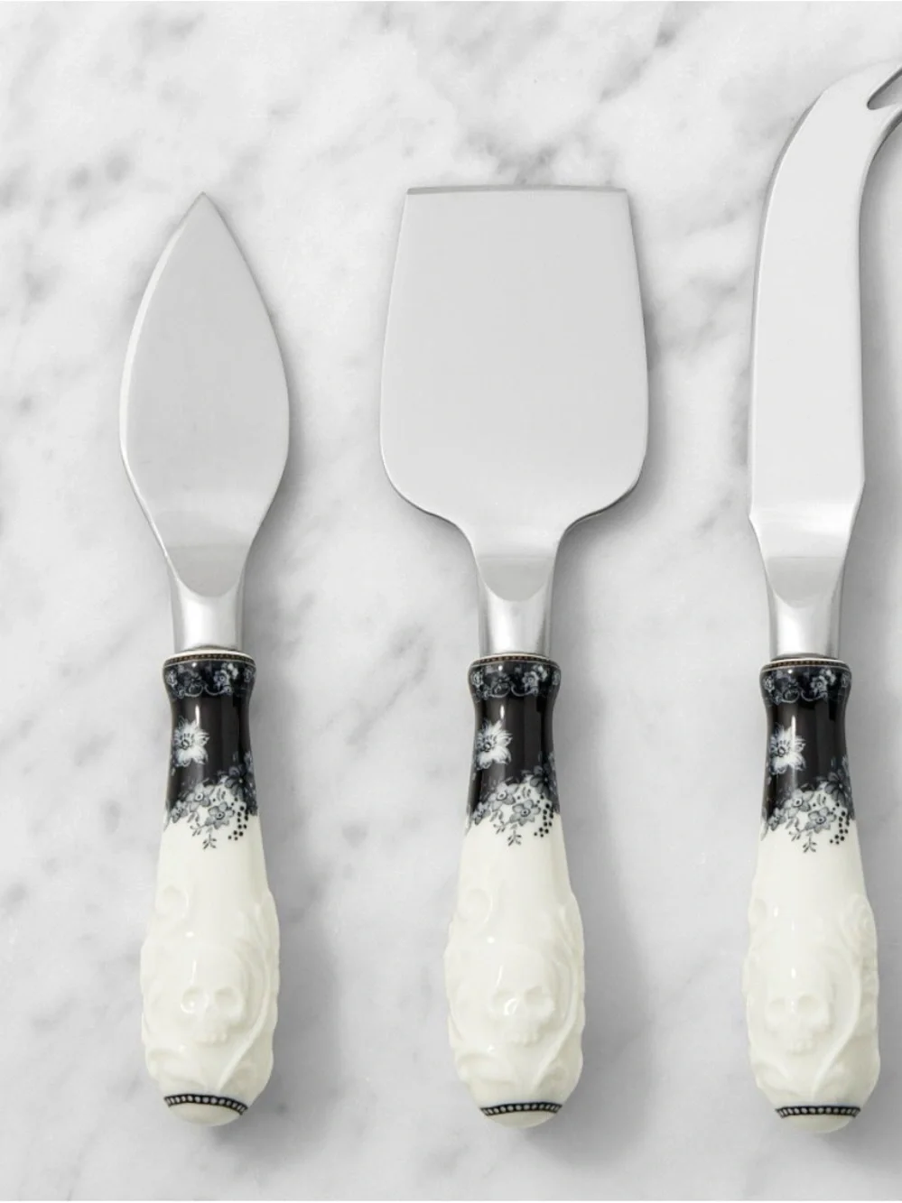 Williams Sonoma NWT Halloween Spooky Soirée Cheese Knives, Set of 3